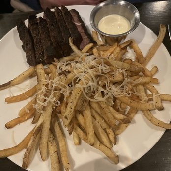 The Keep signature dishes Steak Frites
French Onion Soup
Short Rib